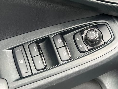 Used 2024 Subaru Crosstrek 2.0i Premium image 13