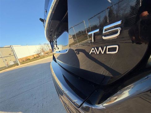 Used 2015 Volvo XC60 T5 image 19