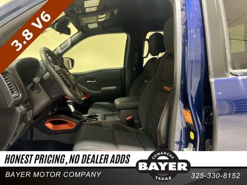 Used 2022 Nissan Frontier Pro-X w/ Technology Package image 18