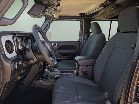 New 2026 Jeep Wrangler Unlimited Sport AWD/4WD image 14