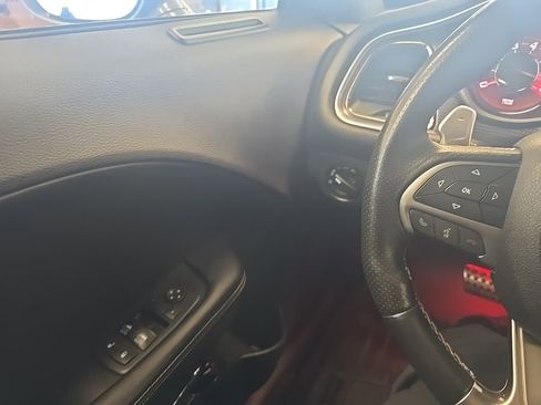 Used 2017 Dodge Challenger SRT Hellcat image 14