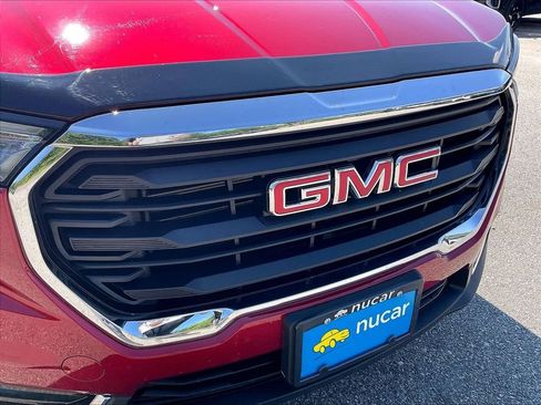 Used 2024 GMC Terrain SLE w/ Driver Convenience Package AWD/4WD image 28