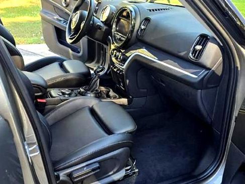 Used 2018 MINI Cooper Countryman SE image 9
