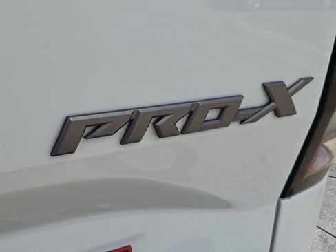 Used 2023 Nissan Frontier Pro-X w/ Technology Package image 12