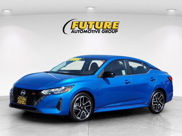 Certified 2025 Nissan Sentra SR FWD image 5
