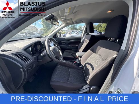 Used 2025 Mitsubishi Outlander Sport ES AWD/4WD image 16