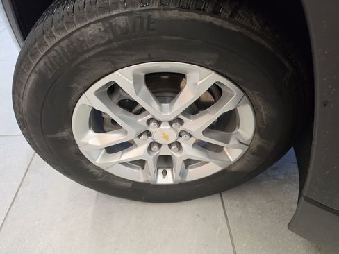 Used 2023 Chevrolet Traverse LS w/ Safety Package FWD image 34