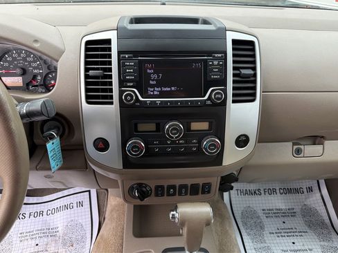 Used 2016 Nissan Frontier SV w/ SV Value Truck Package image 12