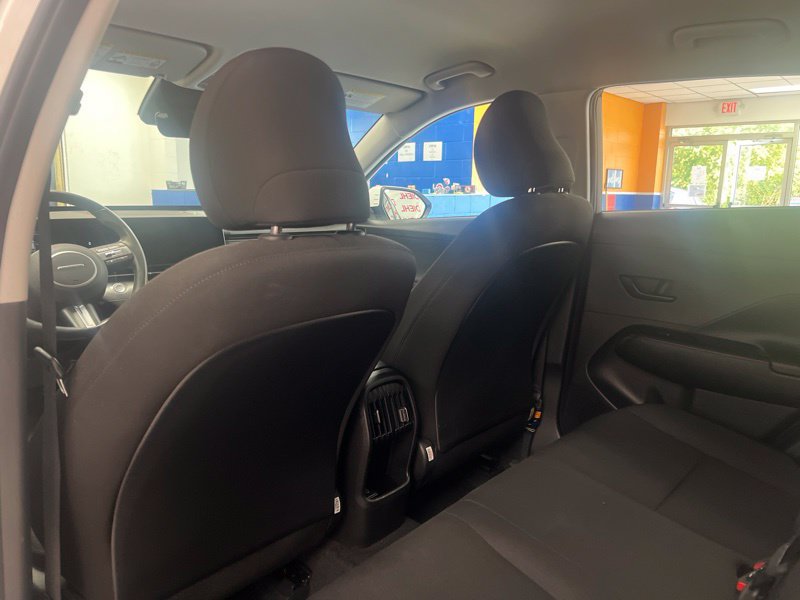 Used 2024 Hyundai Kona SEL AWD/4WD image 16