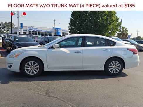 Used 2014 Nissan Altima 2.5 S FWD image 6