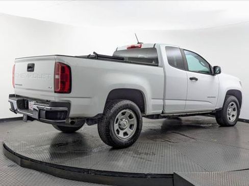 Used 2021 Chevrolet Colorado W/T RWD image 8