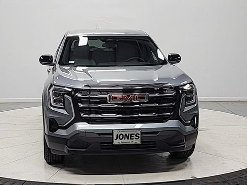 New 2026 GMC Terrain Elevation FWD image 2