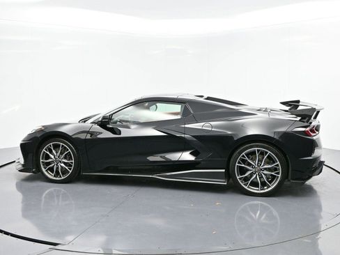 Used 2025 Chevrolet Corvette Stingray Premium Conv w/ Z51 Performance Package image 4