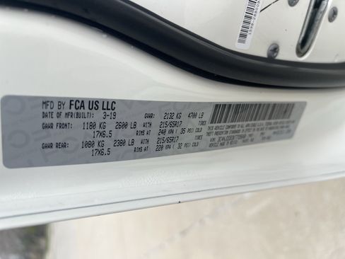 Used 2019 Jeep Compass Trailhawk image 31