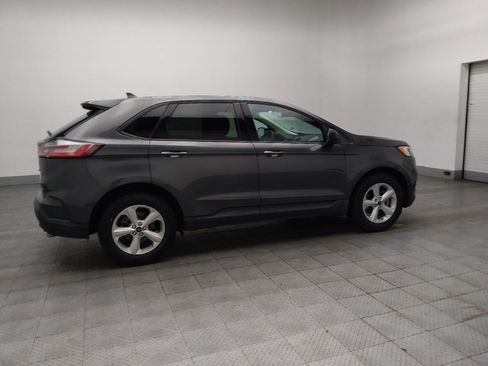Used 2020 Ford Edge SE image 10