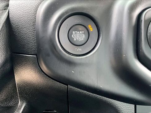 Used 2021 Jeep Wrangler Unlimited Willys image 35