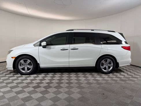 Used 2020 Honda Odyssey EX image 2
