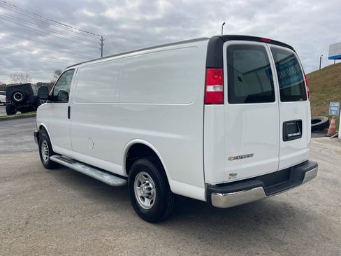 Used 2024 Chevrolet Express 2500 w/ Driver Convenience Package image 5