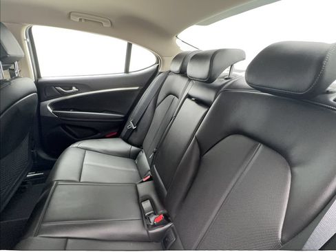 Used 2026 Genesis G70 2.5T RWD image 24