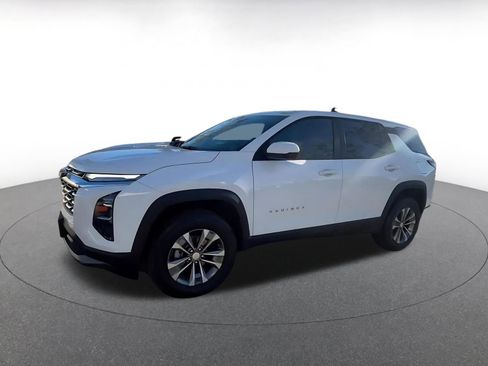 Used 2025 Chevrolet Equinox LT image 8