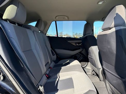 Used 2025 Subaru Outback Premium image 19