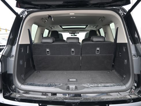 Used 2025 INFINITI QX80 Pure image 34