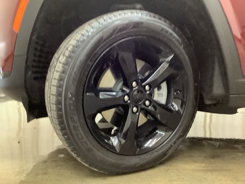 New 2025 Jeep Grand Cherokee L Limited image 31