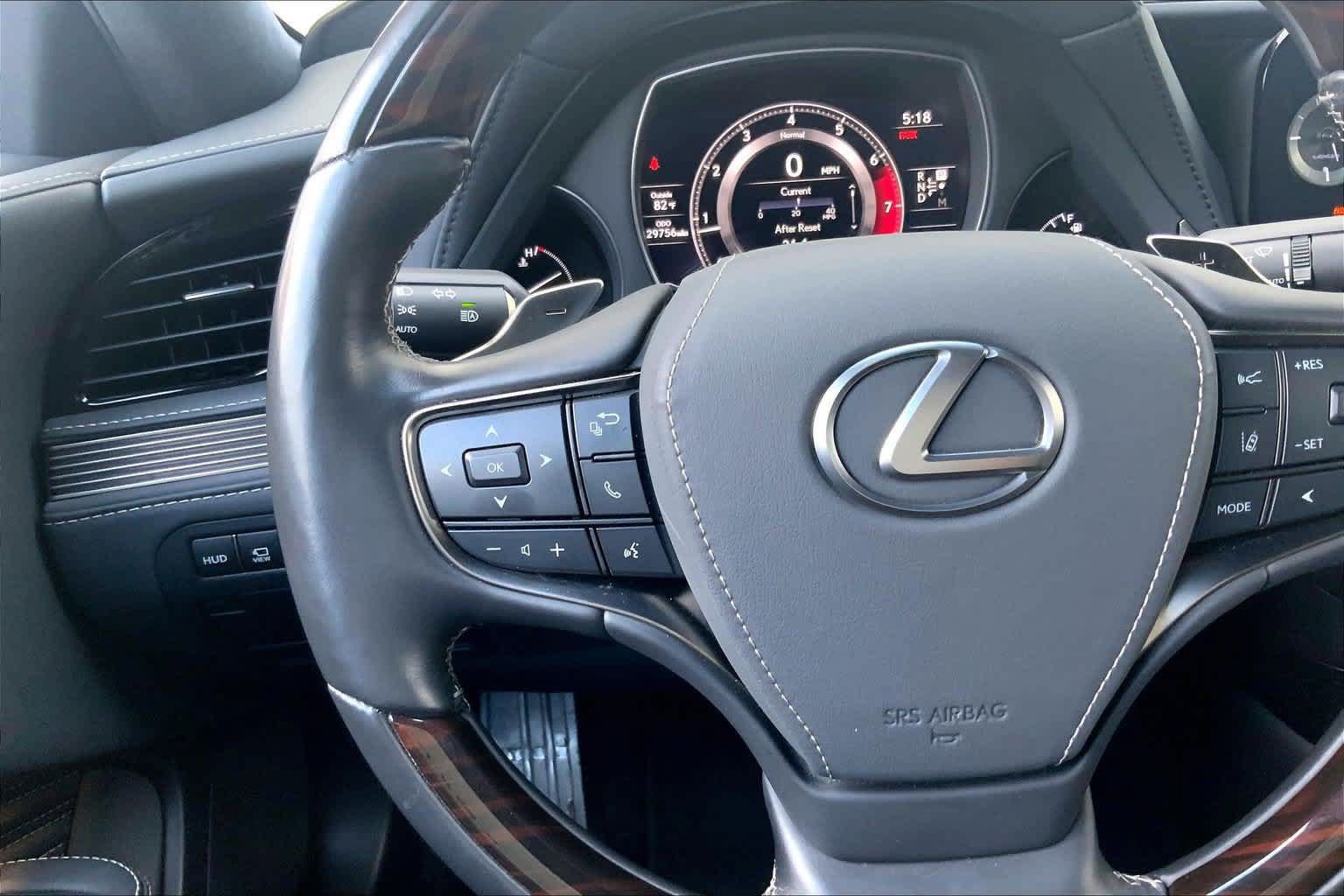 Used 2021 Lexus LS 500 w/ Luxury Package RWD image 24