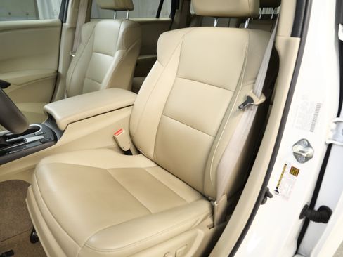 Used 2016 Acura RDX AWD image 3