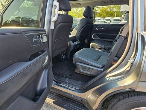 Used 2025 INFINITI QX80 Sensory AWD/4WD image 14
