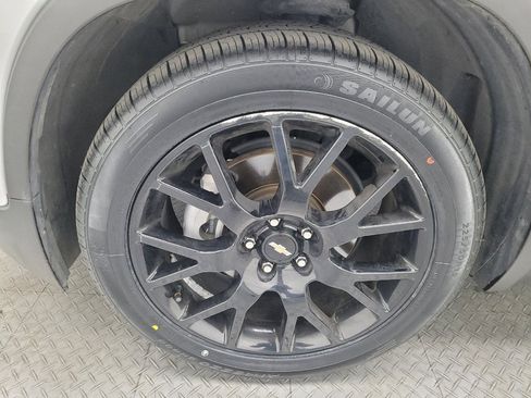 Used 2021 Chevrolet Trax LT w/ Sport Edition FWD image 31