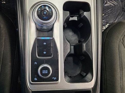 Used 2020 Ford Explorer XLT AWD/4WD image 29