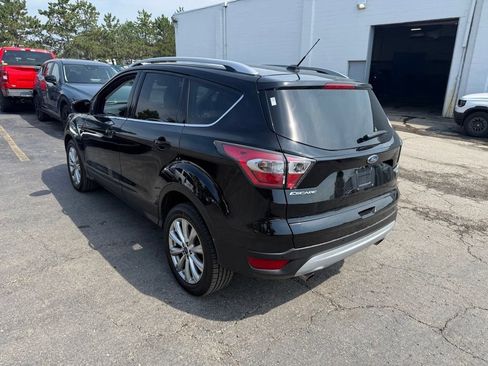 Used 2017 Ford Escape Titanium w/ Canadian Touring Package AWD/4WD image 2