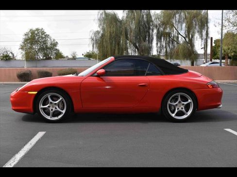 Used 2004 Porsche 911 Carrera 4 image 9