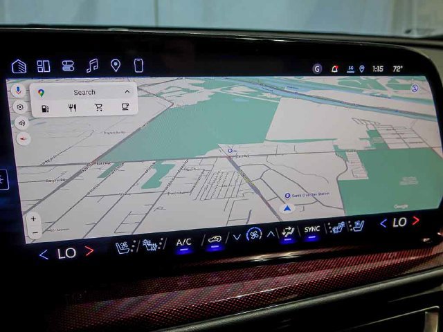 New 2027 Chevrolet Traverse RS w/ LPO, Floor Liner Package AWD/4WD image 18