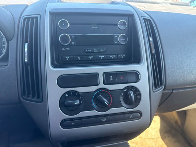 Used 2010 Ford Edge SE FWD image 23