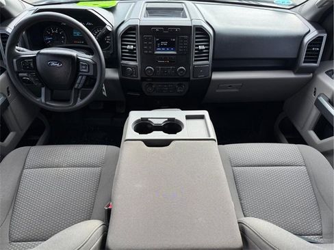 Used 2017 Ford F150 XLT w/ XTR Package image 11
