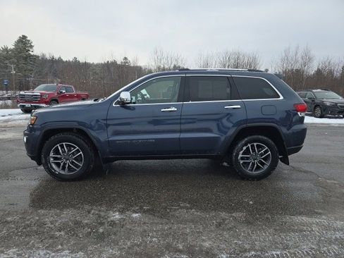 Used 2020 Jeep Grand Cherokee Limited w/ Luxury Group II image 2