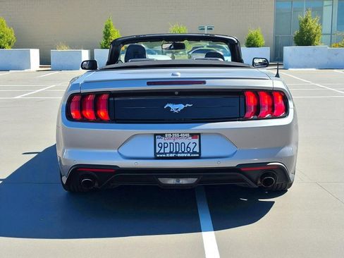 Used 2020 Ford Mustang Premium image 8