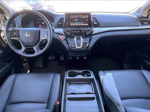 Used 2024 Honda Odyssey Touring image 7