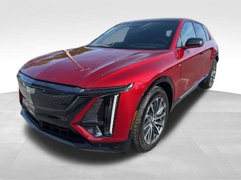 New 2025 Cadillac Lyriq Sport image 1