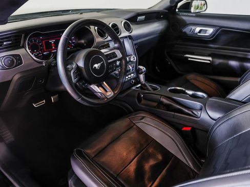 Used 2022 Ford Mustang GT Premium w/ Equipment Group 401A image 4