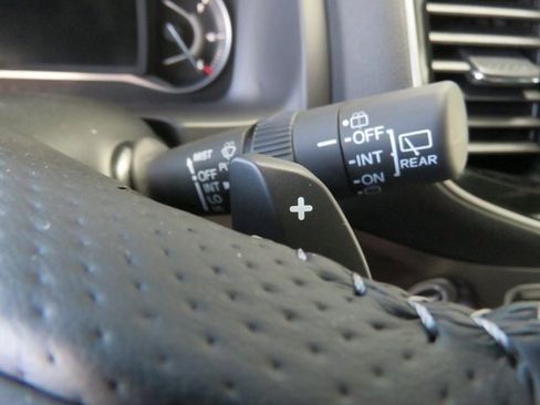 Used 2023 Honda Passport EX-L image 29