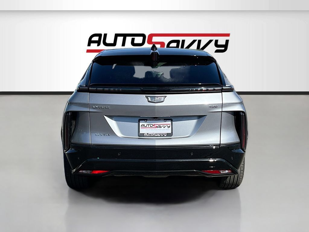 Used 2025 Cadillac Lyriq Sport RWD image 6