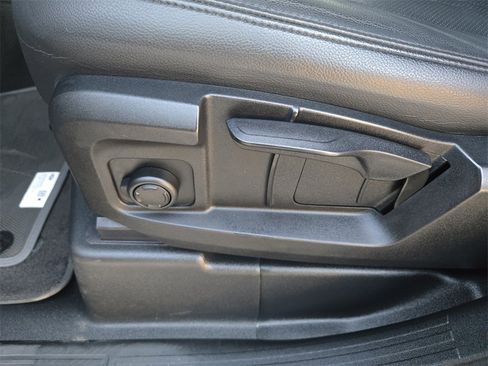 Used 2022 Land Rover Defender 110 S image 28