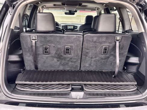 Certified 2019 Honda Pilot Touring image 20