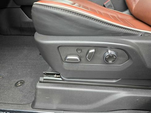 Used 2024 GMC Sierra 2500 Denali Ultimate w/ Max Trailering Package image 15