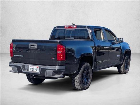 Used 2022 Chevrolet Colorado Z71 w/ Z71 Midnight Edition image 5