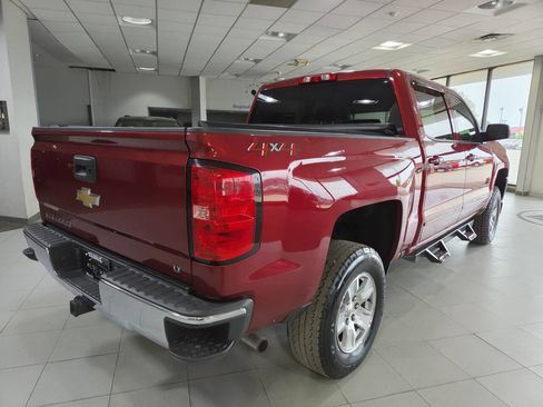 Used 2018 Chevrolet Silverado 1500 LT w/ All Star Edition AWD/4WD image 8
