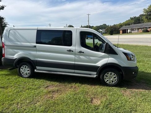 Used 2025 Ford Transit 250 Low Roof w/ Exterior Upgrade Package RWD image 8